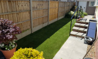 Artificial Grass side garden 2018